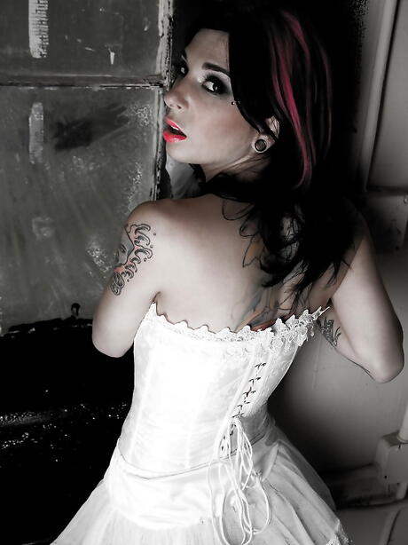 Curious american milf Joanna Angel in sexy sexy underwear 